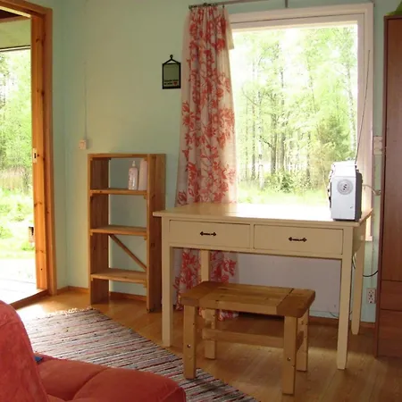 Ferienhaus In Mit Terrasse, Garten Und Grill