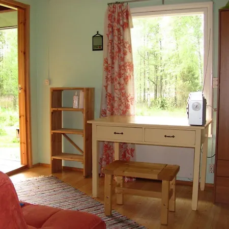 Prázdninový dům Ferienhaus In Mit Terrasse, Garten Und Grill Hämeenlinna